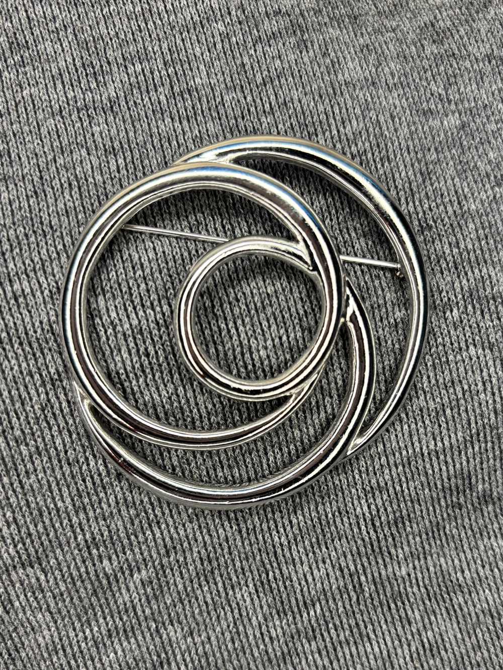Vintage TRIFARI Large 3” Silver Tone Modernist Swirl Brooch Pin